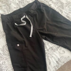 Figs Kade Cargo Scrub Pants